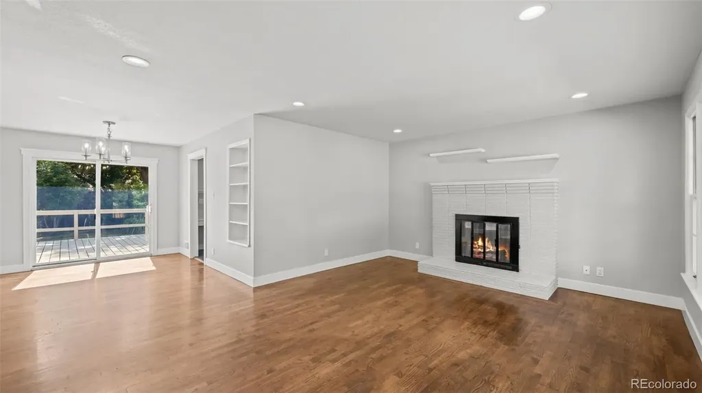 10 El Sereno Drive Colorado Springs CO 80906