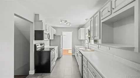 10 El Sereno Drive Colorado Springs CO 80906
