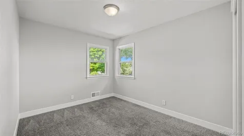 10 El Sereno Drive Colorado Springs CO 80906