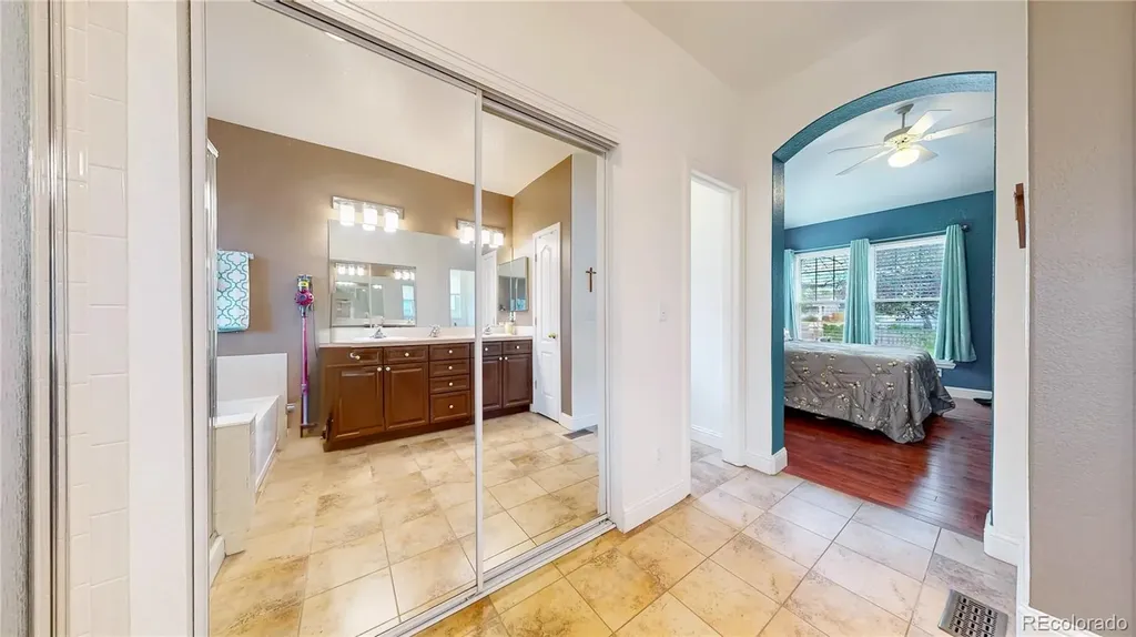 5121 Mt Arapaho Circle Longmont CO 80504