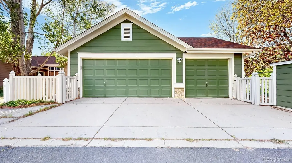 5121 Mt Arapaho Circle Longmont CO 80504