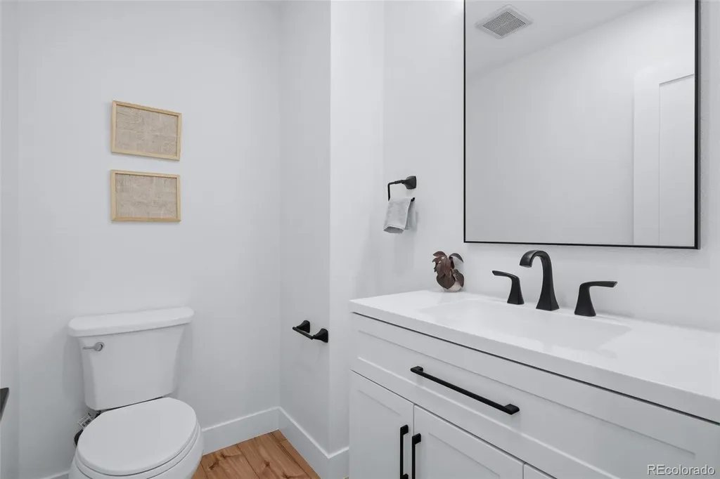 5126 W Fremont Littleton CO 80128