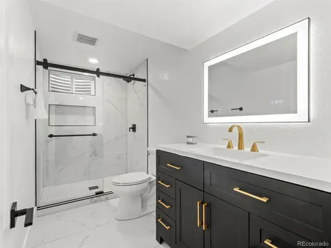 5126 W Freemont Littleton CO 80128