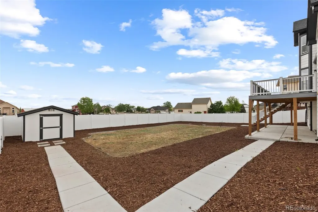 32245 E 166th Court Hudson CO 80642