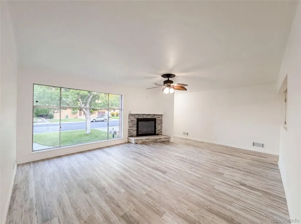 929 Carol Street Fort Morgan CO 80701