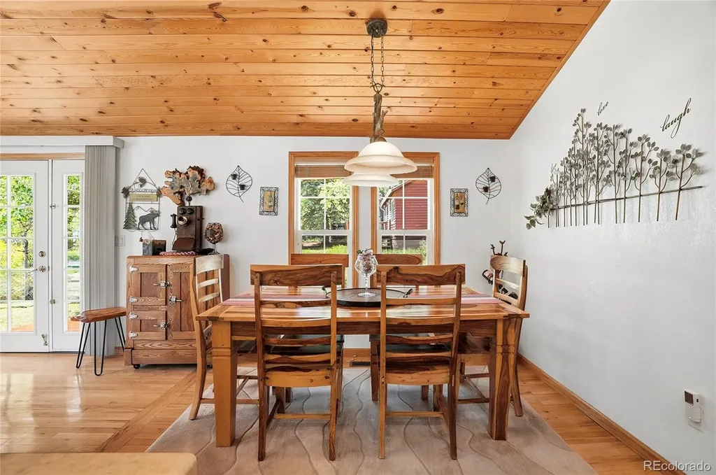 2772 Riverside Drive Lyons CO 80540