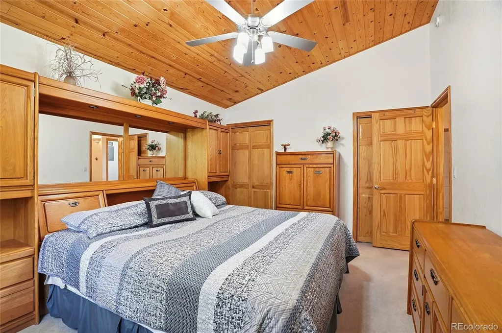 2772 Riverside Drive Lyons CO 80540