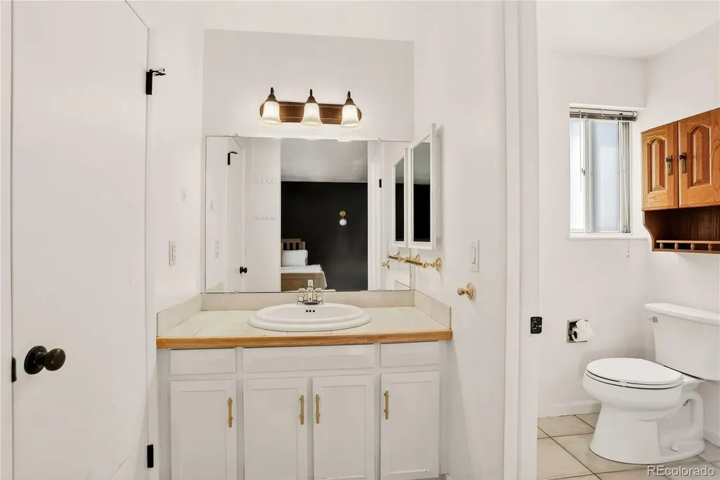 2669 S Moline Court Aurora CO 80014