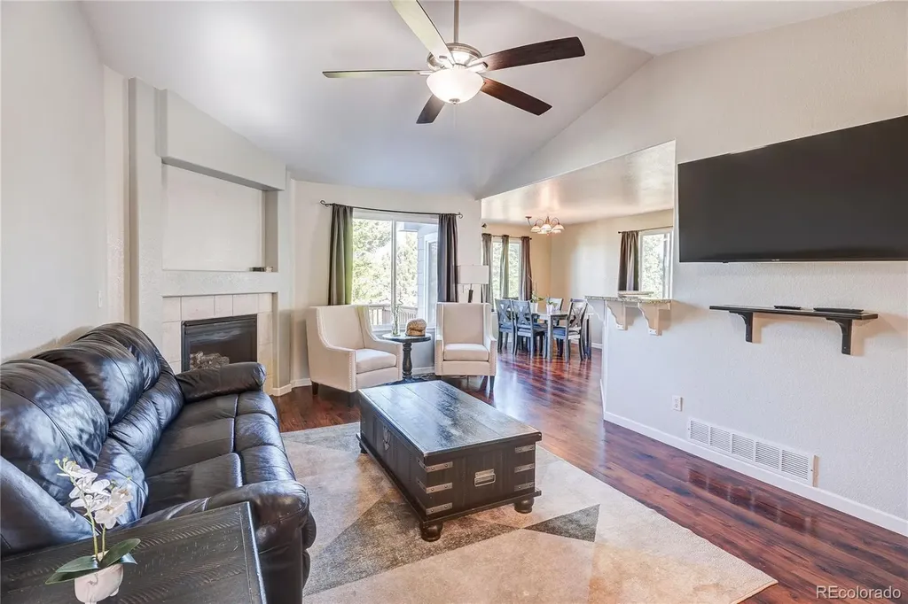 5647 S Quatar Court Centennial CO 80015