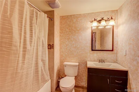 5647 S Quatar Court Centennial CO 80015
