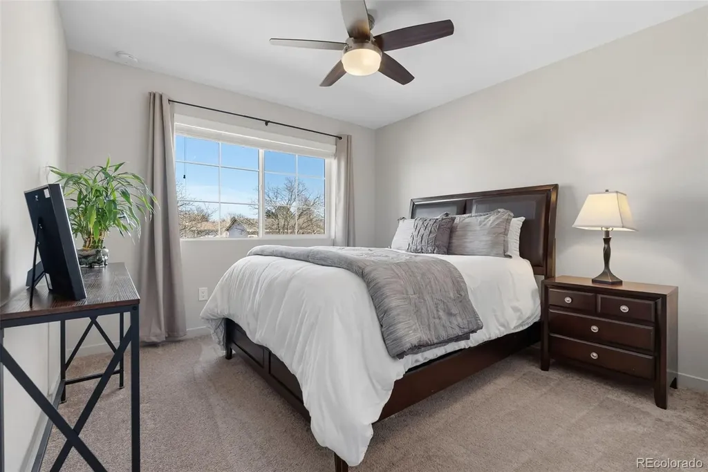 1827 S Helena Aurora CO 80017