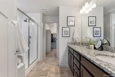 1827 S Helena Aurora CO 80017