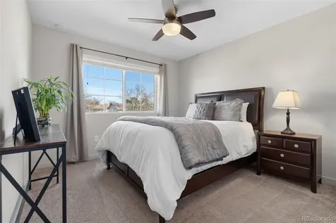 1827 S Helena Aurora CO 80017