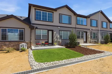1827 S Helena Aurora CO 80017
