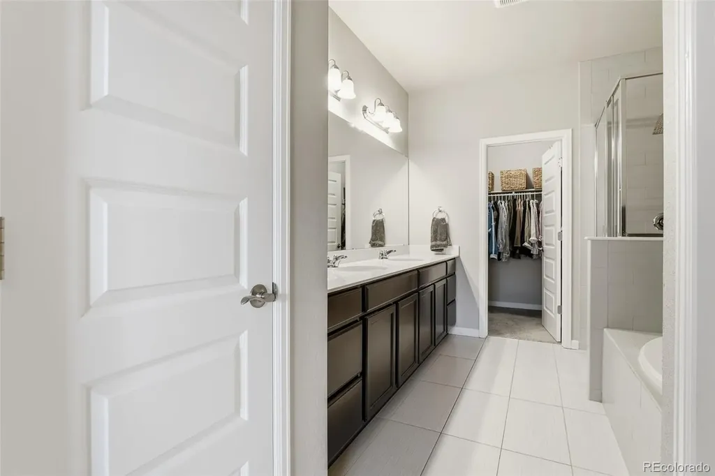 14992 E Belleview Avenue Aurora CO 80015