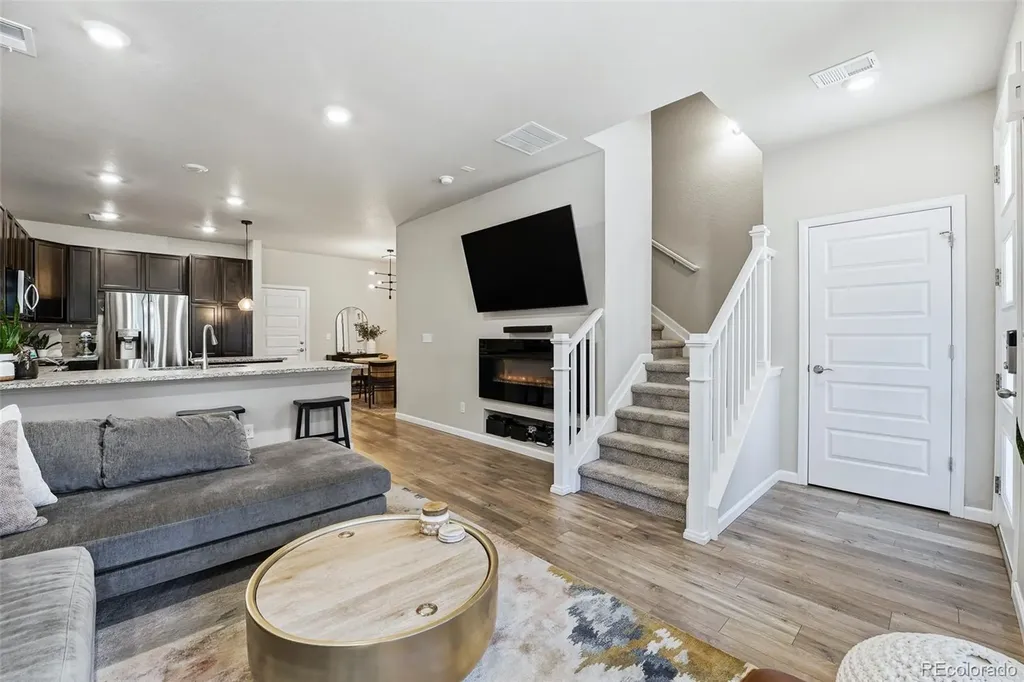14992 E Belleview Avenue Aurora CO 80015