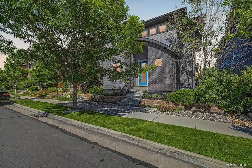 6710 Larsh Drive Denver CO 80221