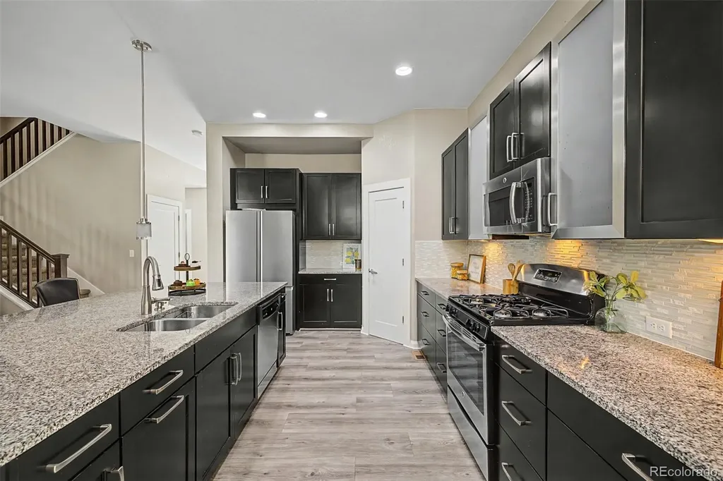 6710 Larsh Drive Denver CO 80221