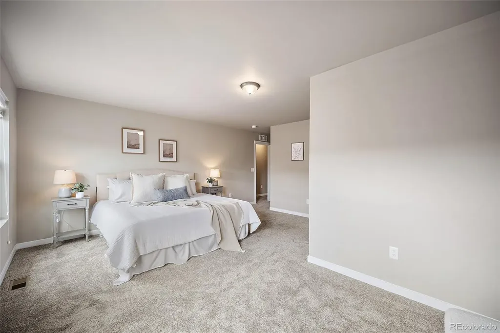 4634 Wharf Point Colorado Springs CO 80911