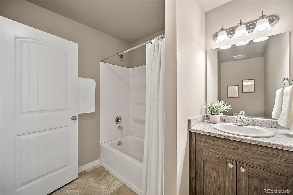 4634 Wharf Point Colorado Springs CO 80911