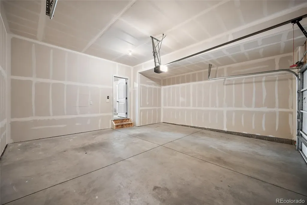4634 Wharf Point Colorado Springs CO 80911