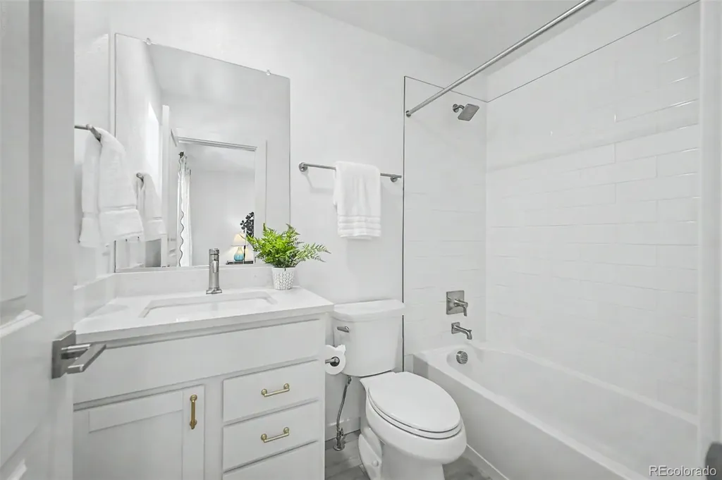 2046 S Holly Street Denver CO 80222