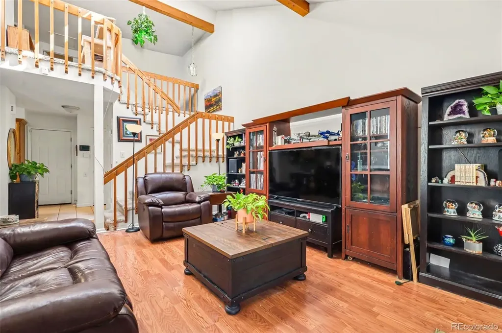 933 S Evanston Circle Aurora CO 80012