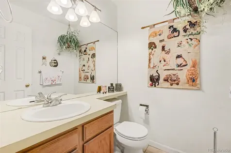 933 S Evanston Circle Aurora CO 80012