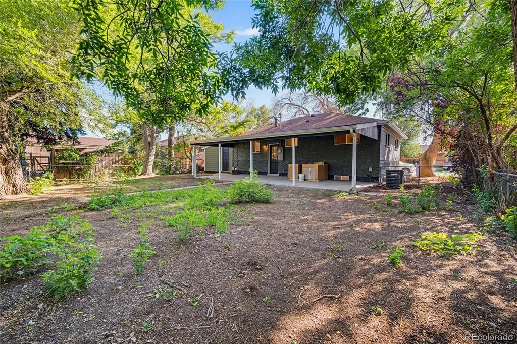 6930 Alan Drive Denver CO 80221