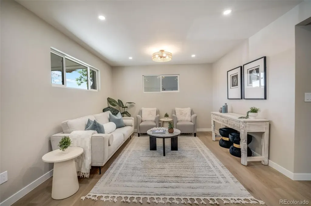 6930 Alan Drive Denver CO 80221