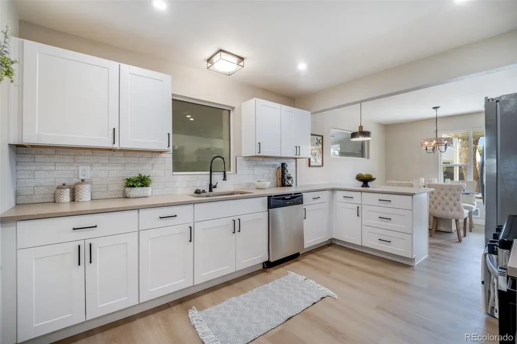 6930 Alan Drive Denver CO 80221