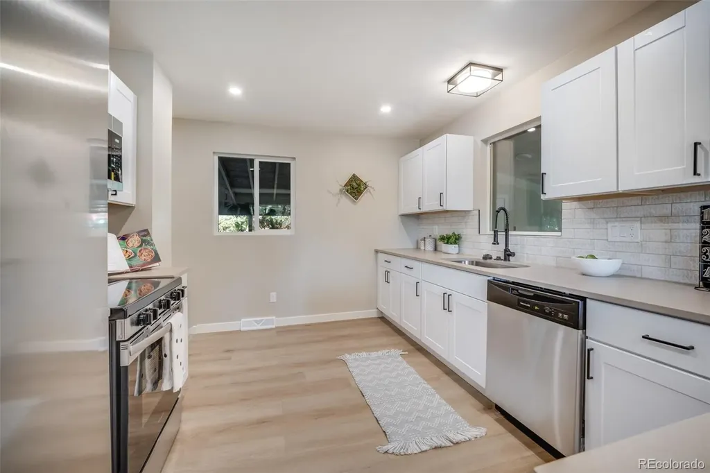 6930 Alan Drive Denver CO 80221