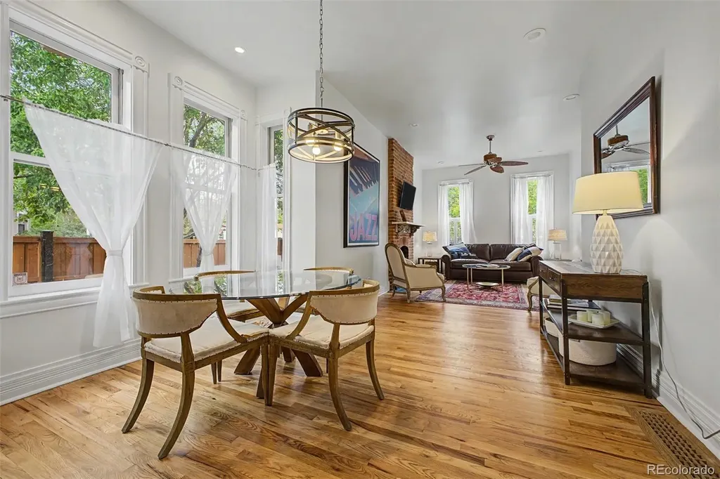 2504 Glenarm Place Denver CO 80205