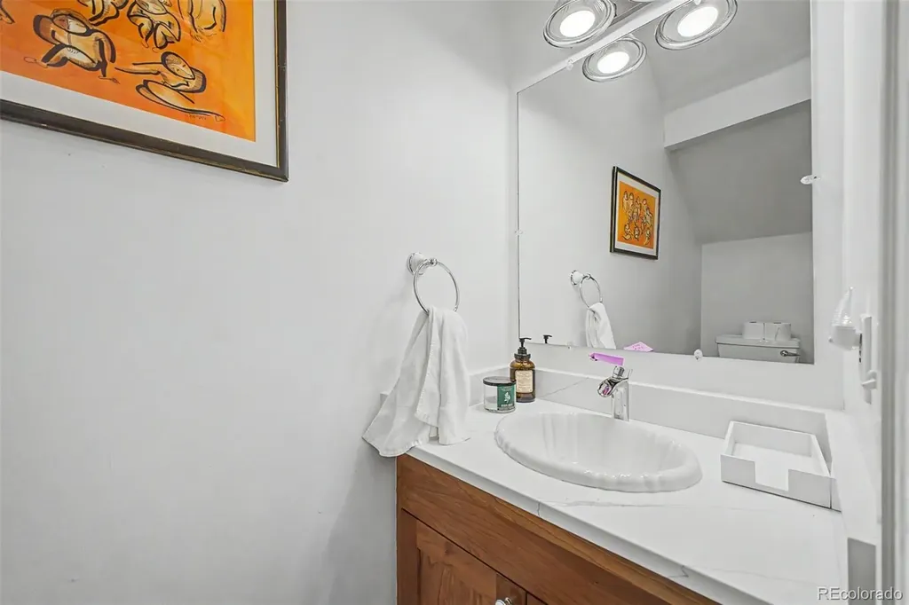 2504 Glenarm Place Denver CO 80205