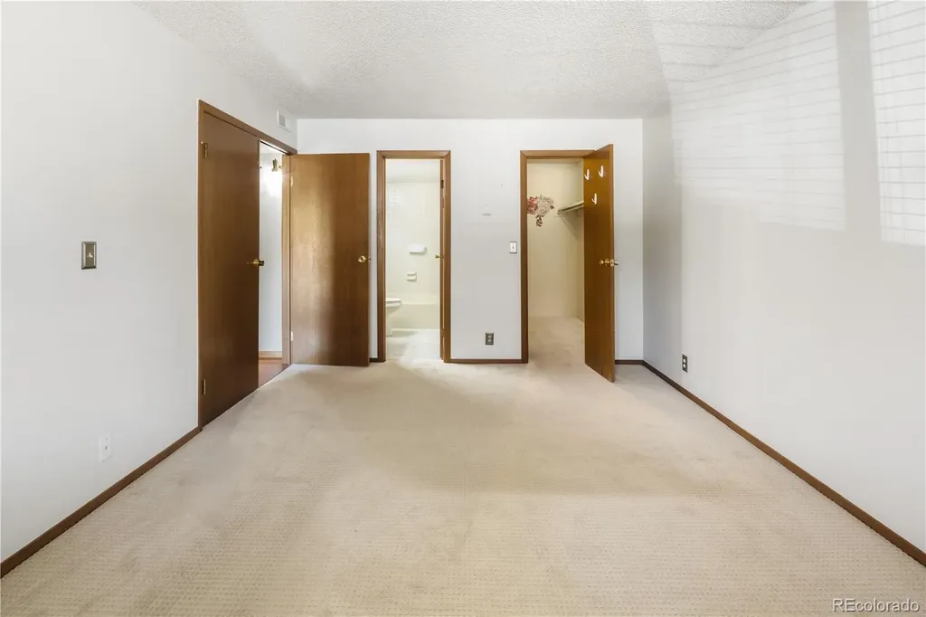 907 S Yampa Street Aurora CO 80017