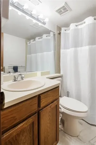 907 S Yampa Street Aurora CO 80017