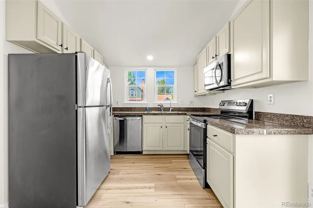 17396 E Rice Circle Aurora CO 80015