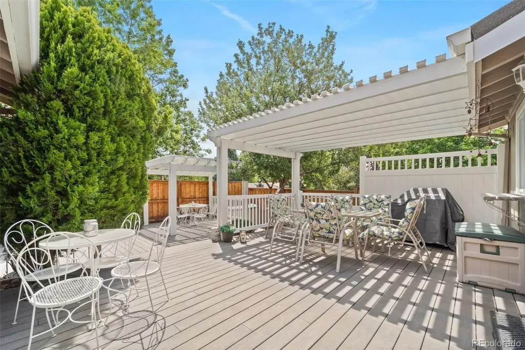 3702 S Mission Parkway Aurora CO 80013