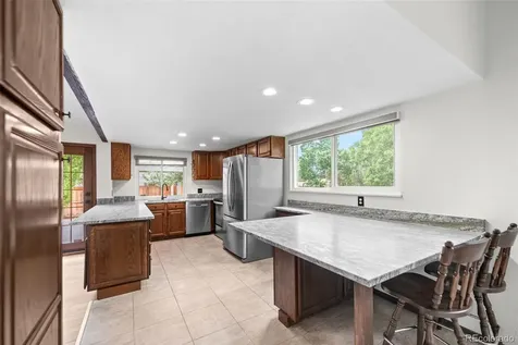 3702 S Mission Parkway Aurora CO 80013