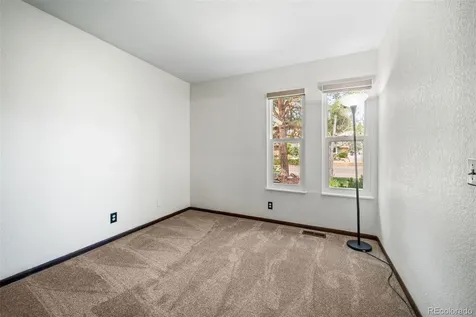 3702 S Mission Parkway Aurora CO 80013