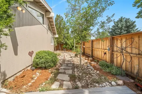 3702 S Mission Parkway Aurora CO 80013
