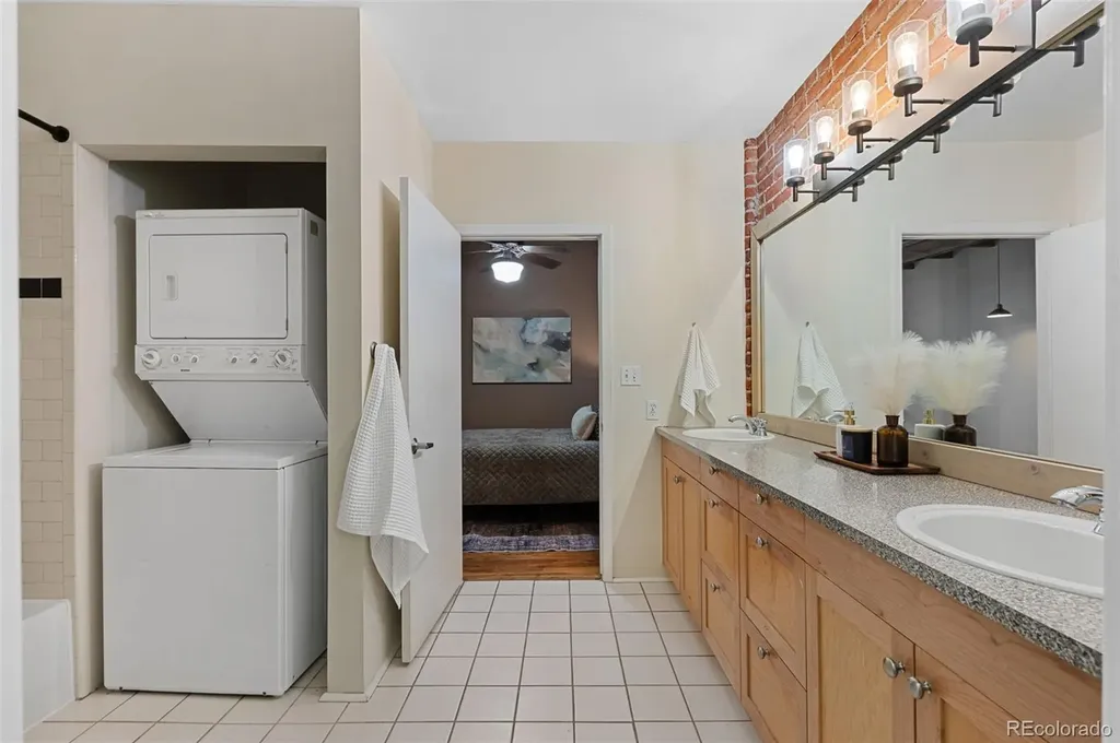 2960 Inca Street Denver CO 80202