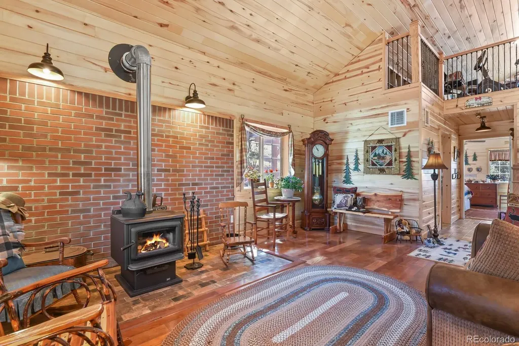 150 Julia Road Guffey CO 80820