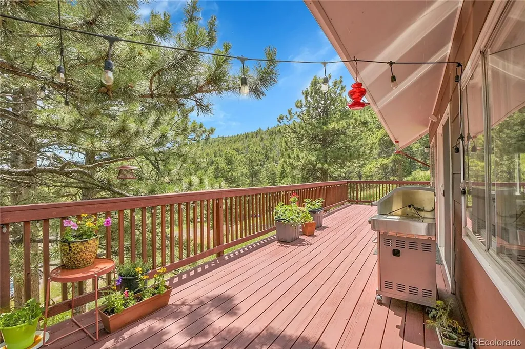 32187 Sylvan Road Golden CO 80403