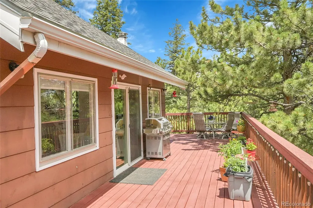32187 Sylvan Road Golden CO 80403