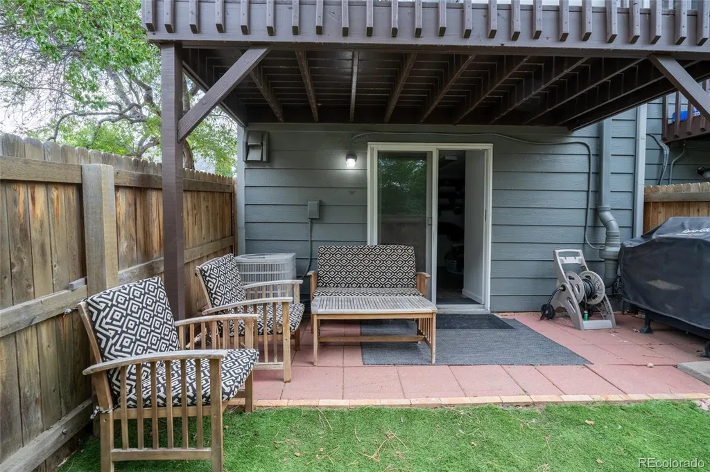 1209 S Flower Circle Lakewood CO 80232