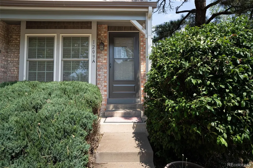 1209 S Flower Circle Lakewood CO 80232
