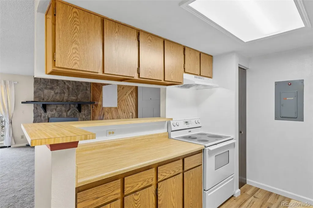 921 Walden Street Aurora CO 80017