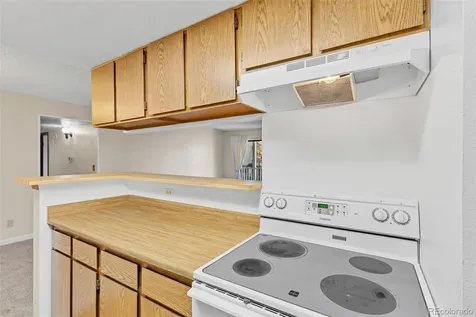 921 Walden Street Aurora CO 80017