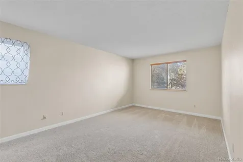 921 Walden Street Aurora CO 80017